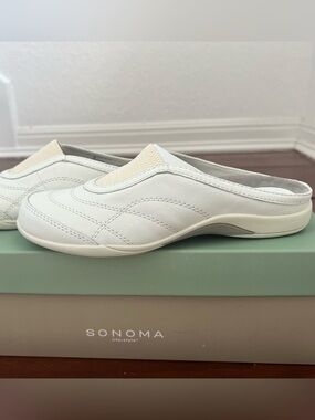 Sonoma Leather Slip-On Clog Shoes | white | 6M